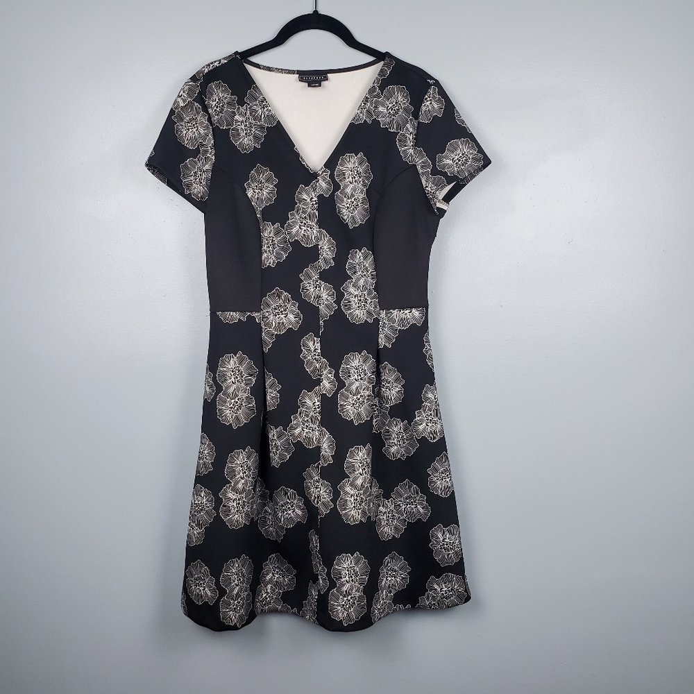 Metaphor floral fit and flare scuba dress Size L